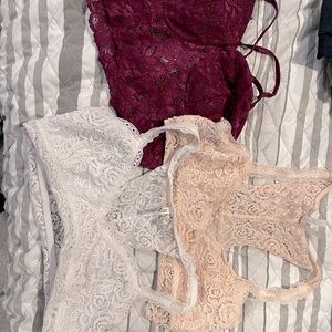 Lot of 3 bralette’s